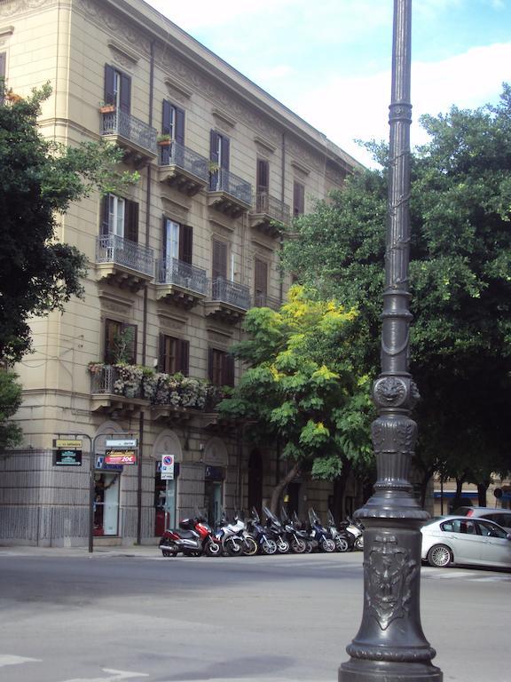 Hotel Casa Carlotta à Palerme Extérieur photo